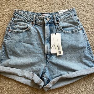 New with tags high waisted mom shorts